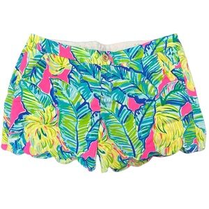 Lilly Pulitzer Buttercup Shorts Sz 10 - Local Flavor Print